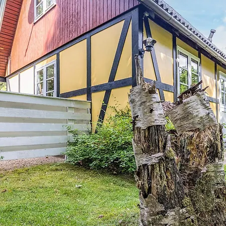 6 Person In Hals-by Traum Ferienhaus